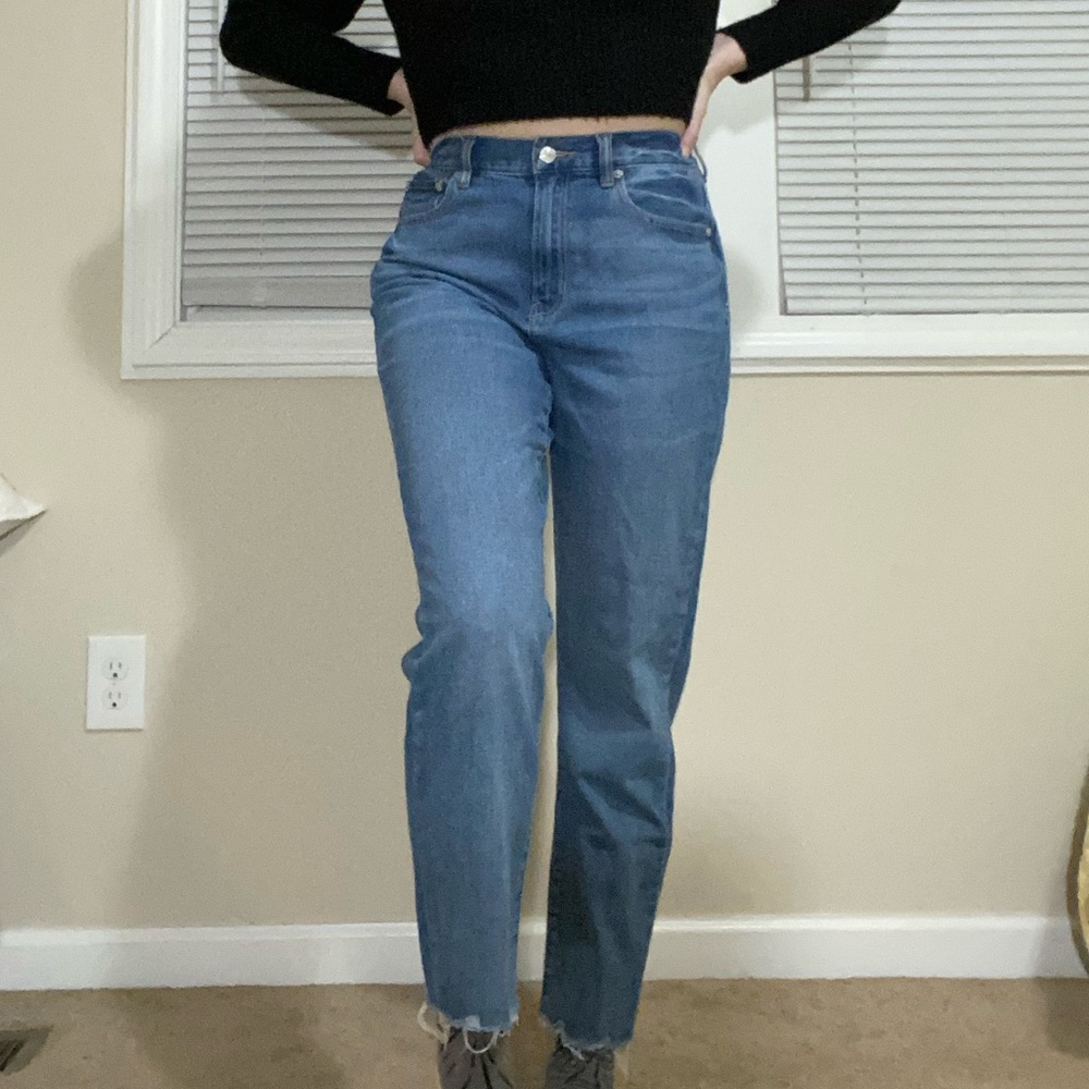 ⭐️2 FOR 25⭐️ High Waisted Mom Jeans